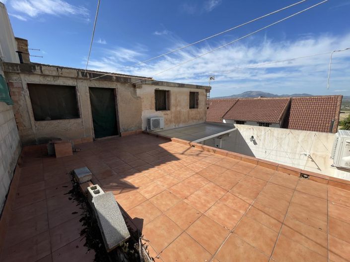 Image No.34-3 Bed Property for sale