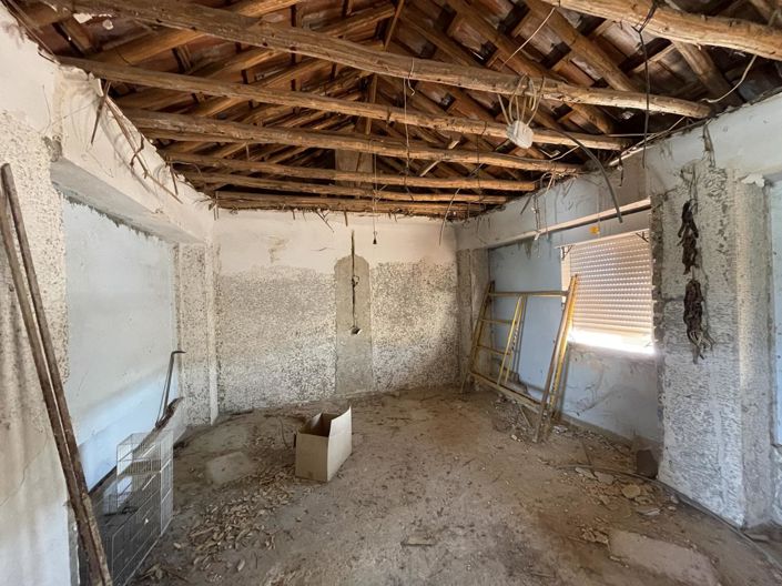 Image No.39-3 Bed Property for sale