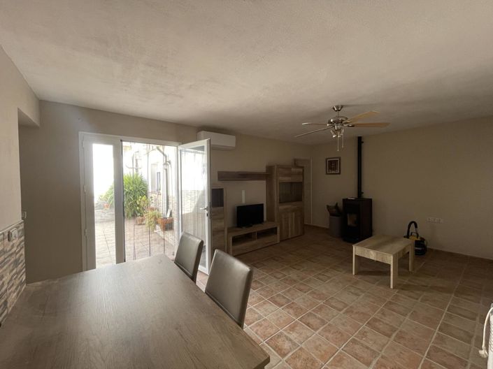 Image No.4-3 Bed Property for sale