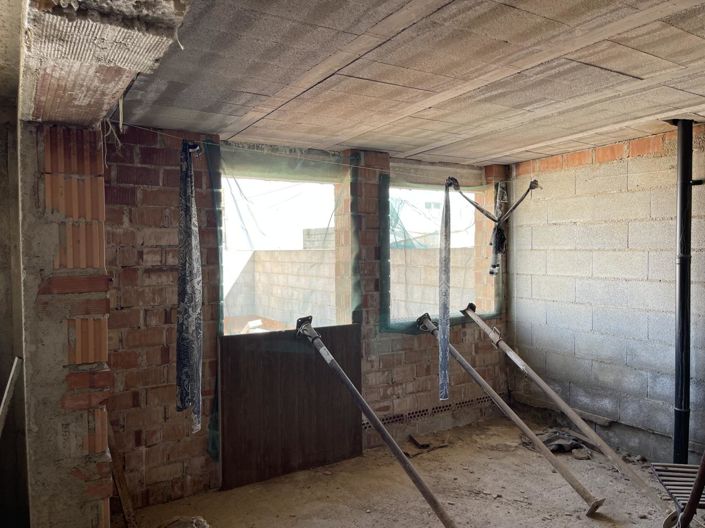 Image No.43-3 Bed Property for sale