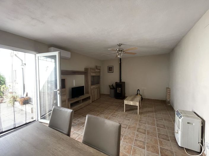 Image No.5-3 Bed Property for sale