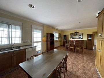 e675d560-0004145715