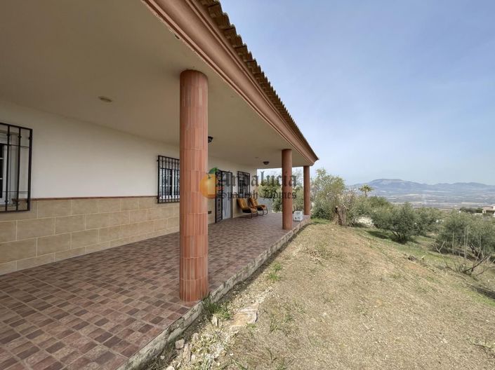 Image No.32-3 Bed Property for sale