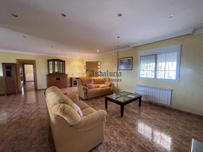 Image No.9-3 Bed Property for sale