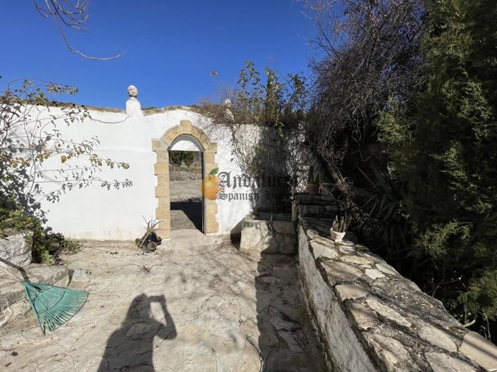 Image No.35-7 Bed Property for sale