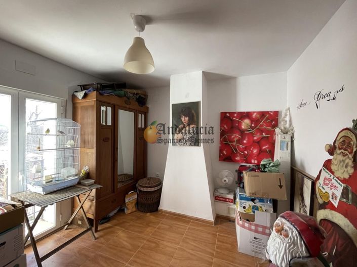 Image No.55-7 Bed Property for sale