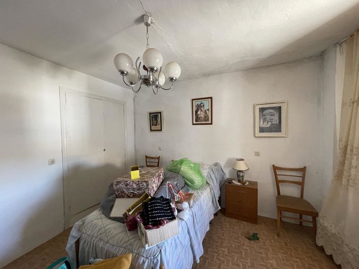 Image No.19-5 Bed Property for sale