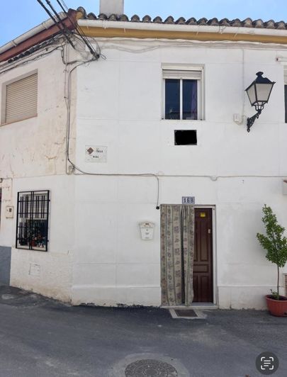 Image No.2-Propriété de 2 chambres à vendre à Moclin