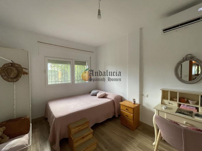 Image No.20-Propriété de 4 chambres à vendre à Íllora