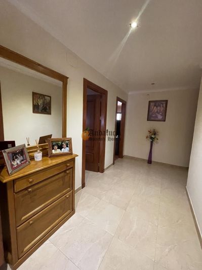 Image No.10-3 Bed Property for sale