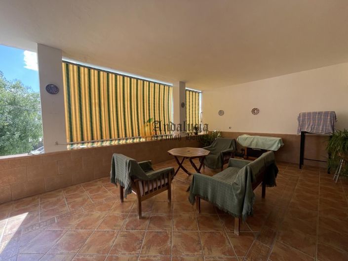 Image No.2-3 Bed Property for sale