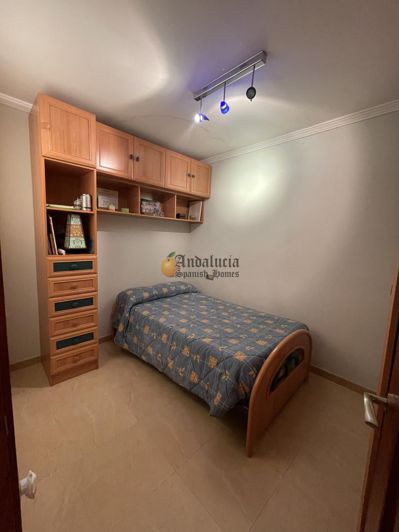 Image No.24-3 Bed Property for sale