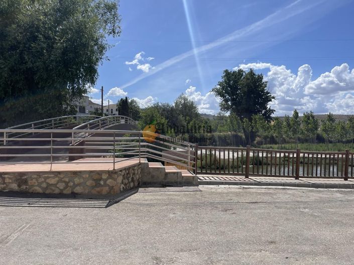 Image No.38-3 Bed Property for sale