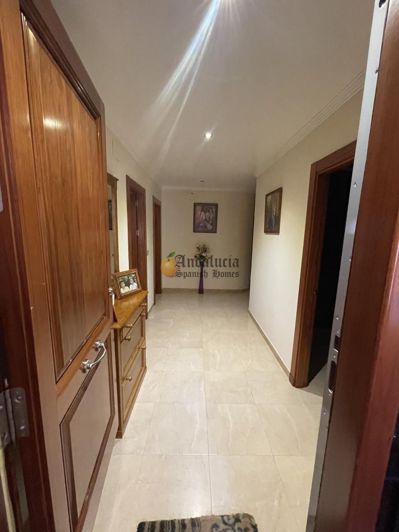 Image No.9-3 Bed Property for sale