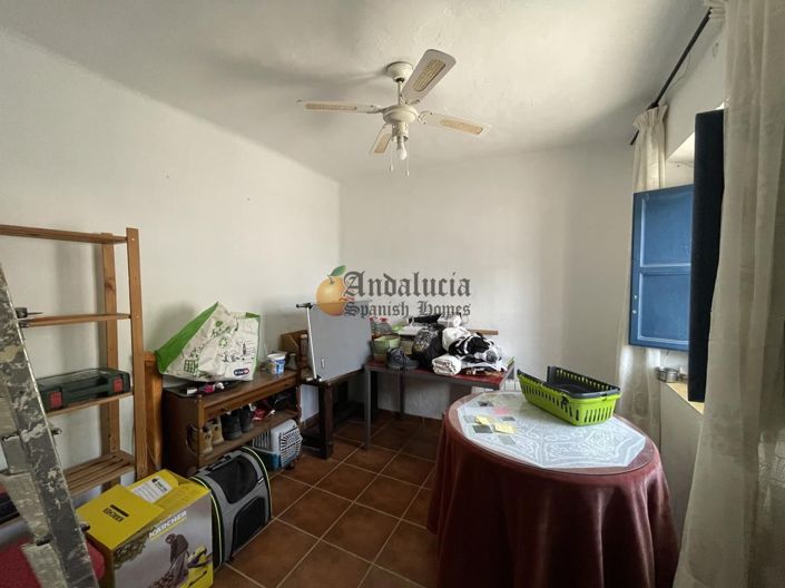 Image No.17-5 Bed Property for sale