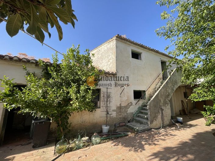 Image No.34-5 Bed Property for sale