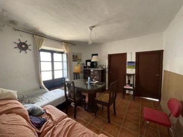 af40b8ae-0004179351