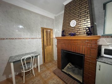 4198983-5ed87782
