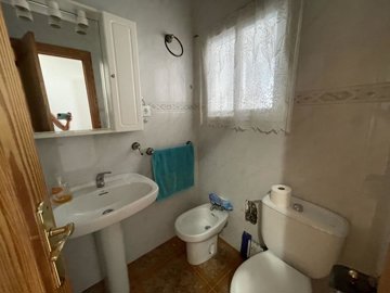 4198983-a7f9e5bd