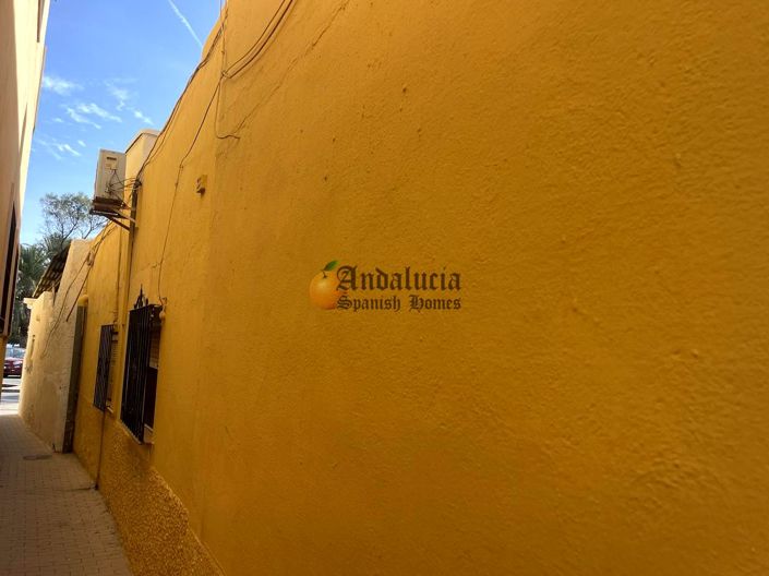 Image No.31-3 Bed Property for sale