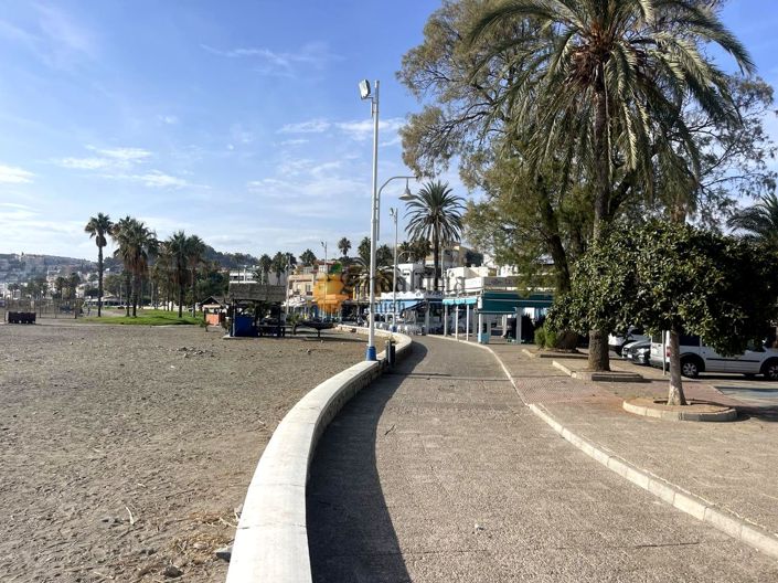 Image No.33-3 Bed Property for sale