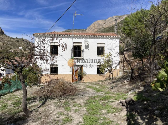 Image No.2-3 Bed Property for sale