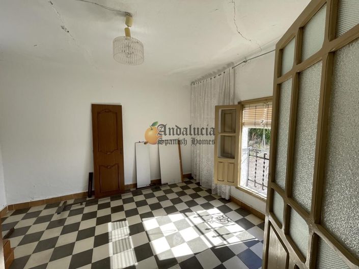 Image No.27-3 Bed Property for sale