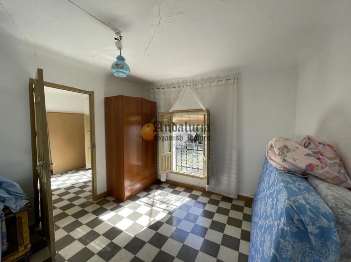 Image No.30-3 Bed Property for sale