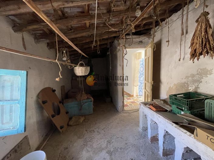 Image No.34-3 Bed Property for sale