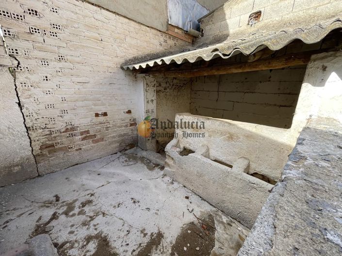 Image No.43-3 Bed Property for sale