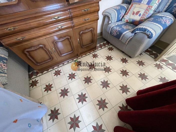 Image No.8-3 Bed Property for sale