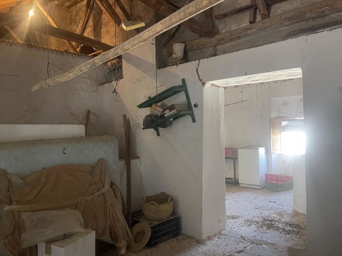 Image No.41-3 Bed Property for sale