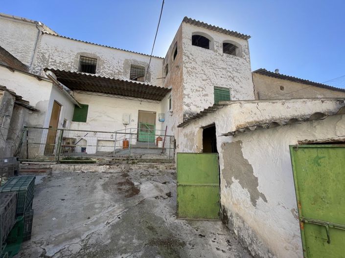 Image No.44-3 Bed Property for sale