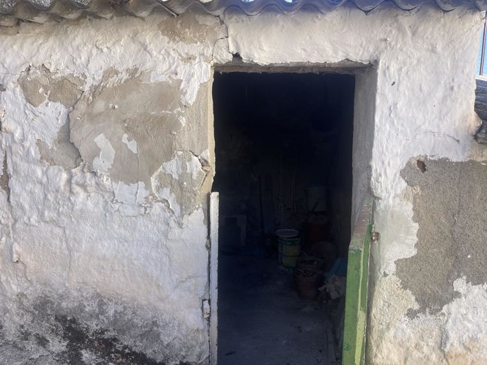 Image No.46-3 Bed Property for sale