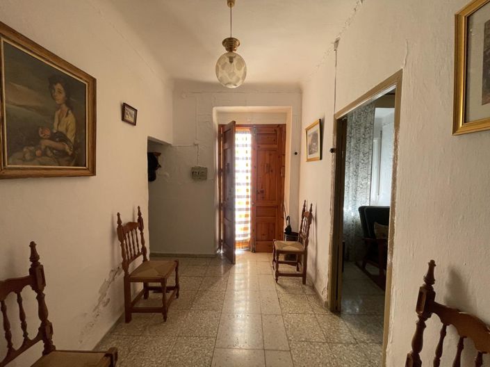 Image No.5-3 Bed Property for sale