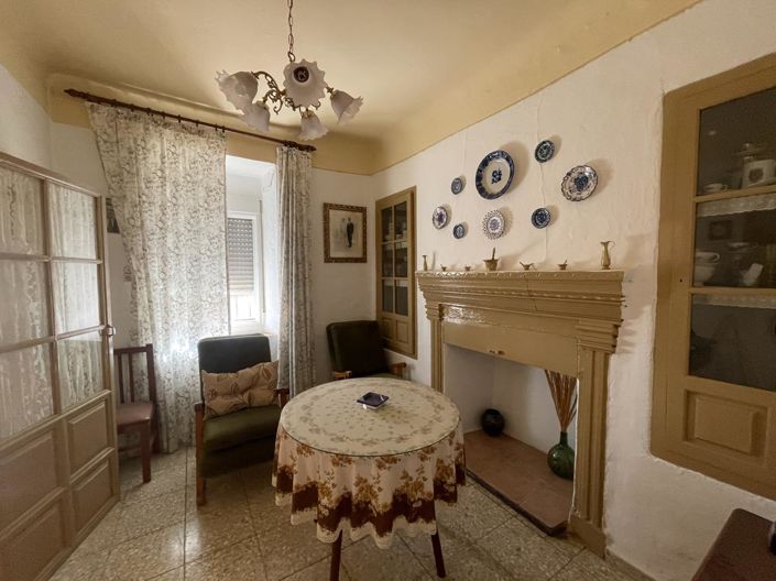 Image No.6-3 Bed Property for sale