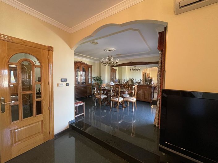 Image No.16-3 Bed Property for sale