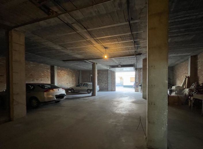 Image No.44-3 Bed Property for sale