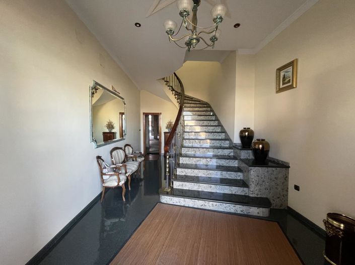 Image No.7-3 Bed Property for sale