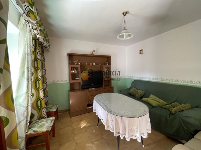 Image No.14-5 Bed Property for sale