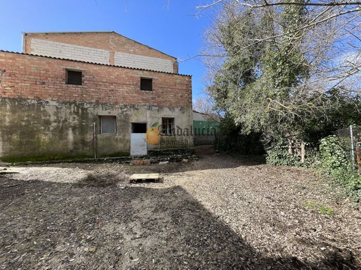 Image No.7-5 Bed Property for sale