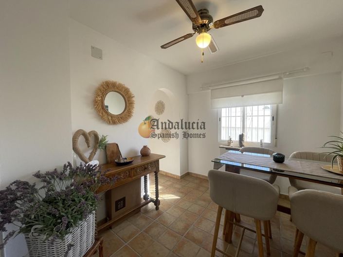 Image No.13-4 Bed Property for sale