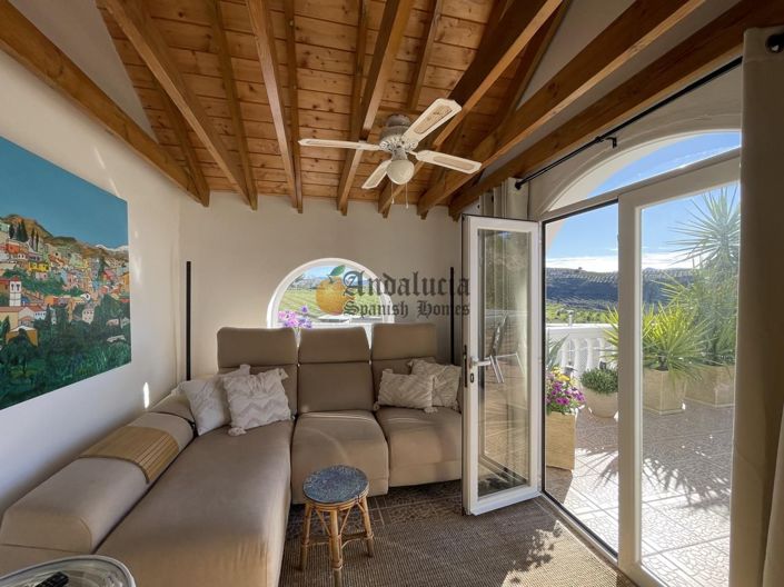 Image No.32-4 Bed Property for sale