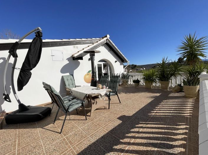 Image No.36-4 Bed Property for sale