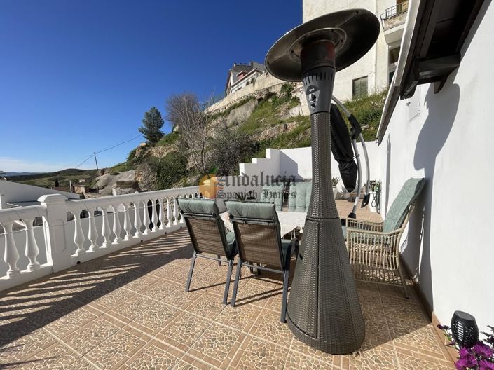 Image No.37-4 Bed Property for sale