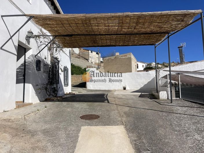 Image No.42-4 Bed Property for sale