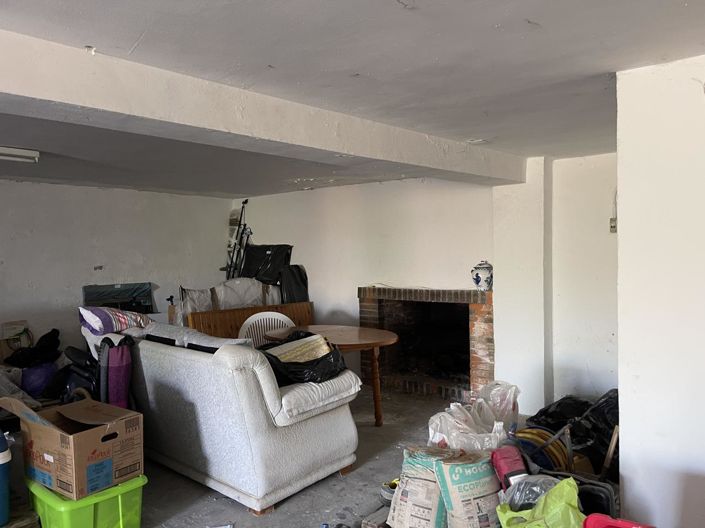 Image No.33-3 Bed Property for sale