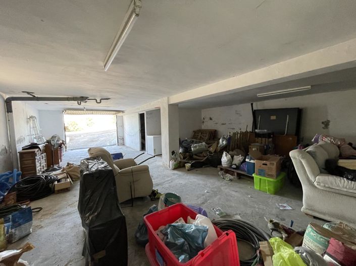 Image No.34-3 Bed Property for sale