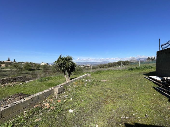 Image No.41-3 Bed Property for sale