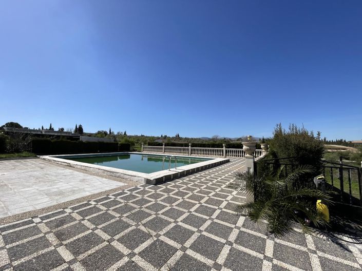 Image No.42-3 Bed Property for sale